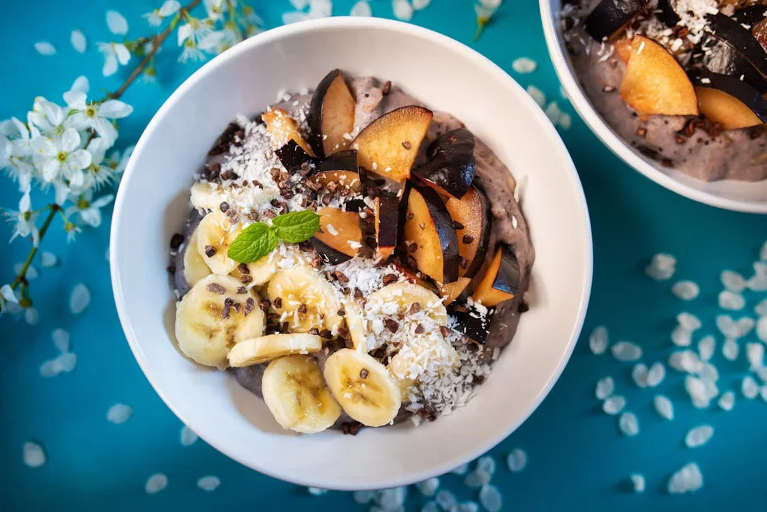 bowl com mistura de açaí e cupuaçu